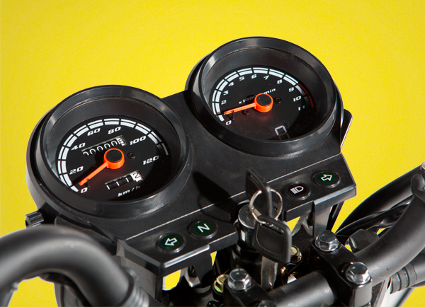 zongshen-motocicleta-zs150-a-moto-controles